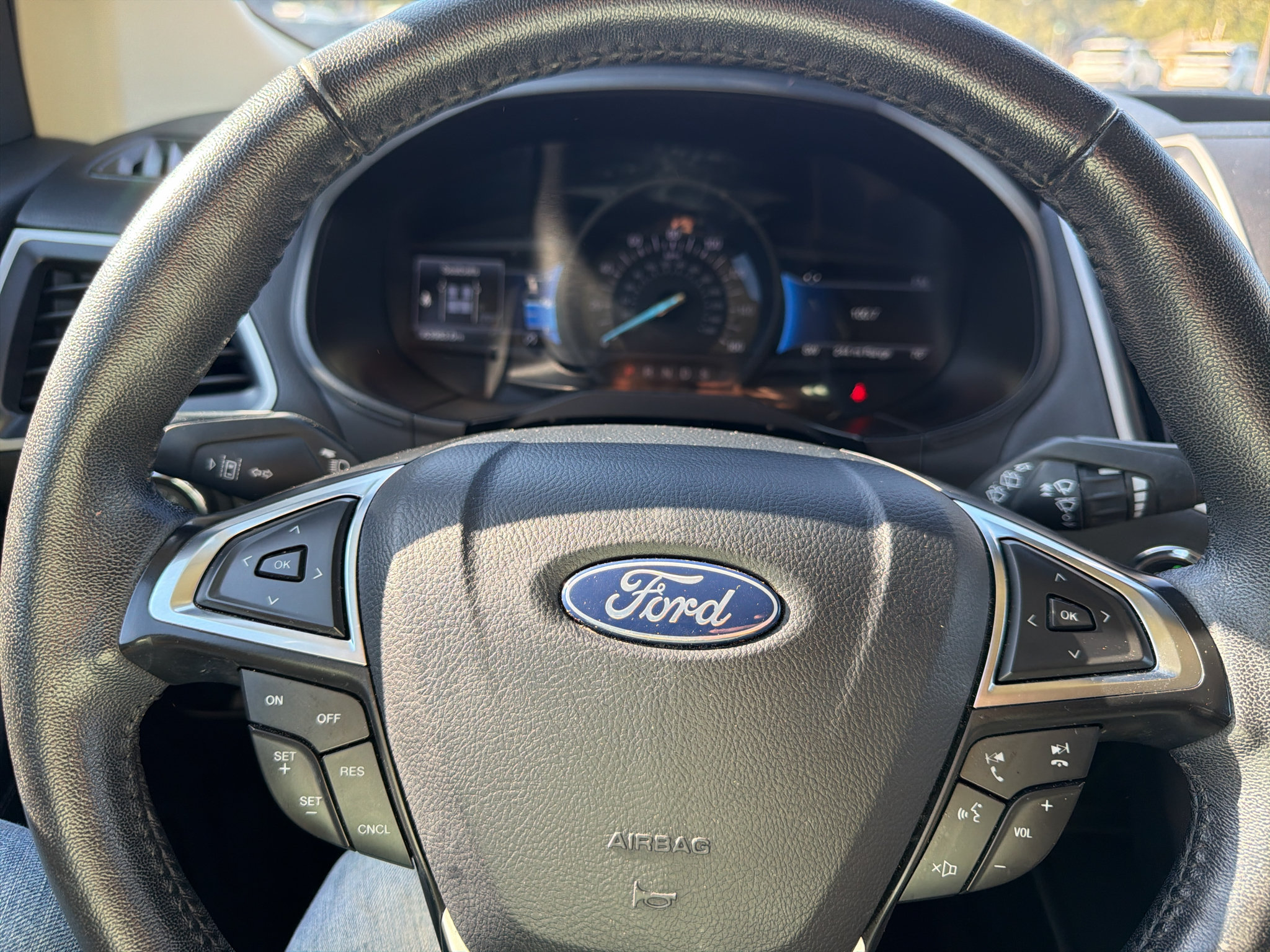 Used 2024 Ford Edge SEL AWD/4WD image 21