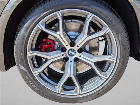 New 2026 BMW X5 xDrive50e w/ M Sport Package AWD/4WD image 10