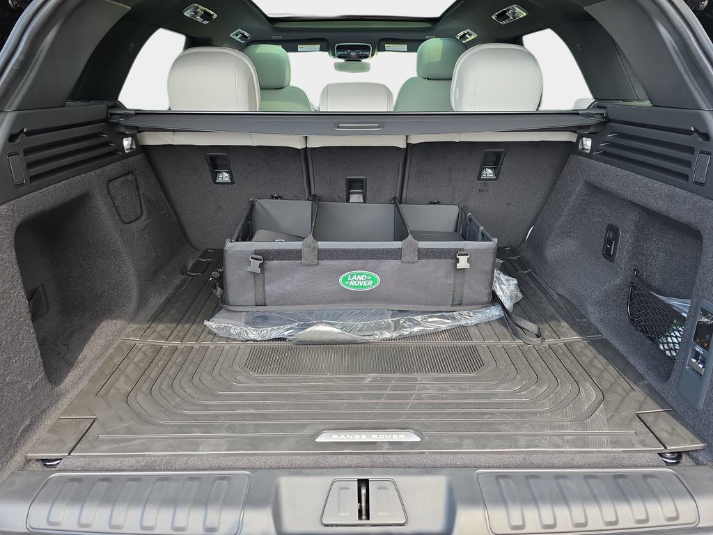 New 2026 Land Rover Range Rover Sport SE AWD/4WD image 10