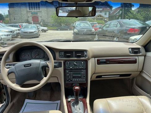 Used 2000 Volvo S70 GLT FWD image 10