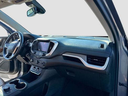 Used 2020 GMC Terrain SLT w/ Preferred Package image 27