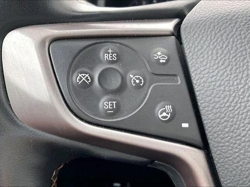 Used 2023 GMC Terrain AT4 image 18