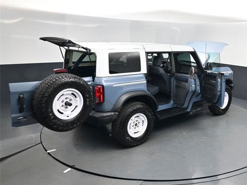 Used 2025 Ford Bronco Heritage Edition image 18