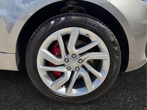 Used 2019 Land Rover Range Rover Sport Supercharged AWD/4WD image 13