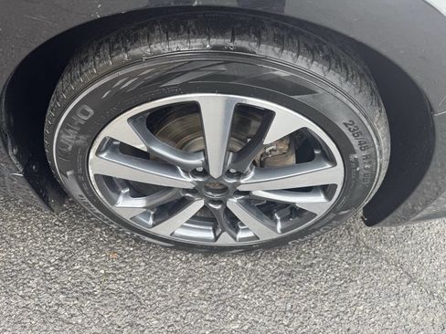 Used 2017 Nissan Altima 2.5 SR FWD image 34