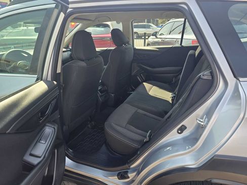 Used 2023 Subaru Outback AWD/4WD image 38
