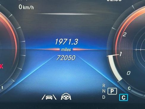 Used 2021 Mercedes-Benz GLC 300 4MATIC Coupe image 17