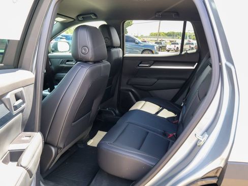 New 2027 GMC Terrain Elevation w/ Elevation Premium Package AWD/4WD image 10