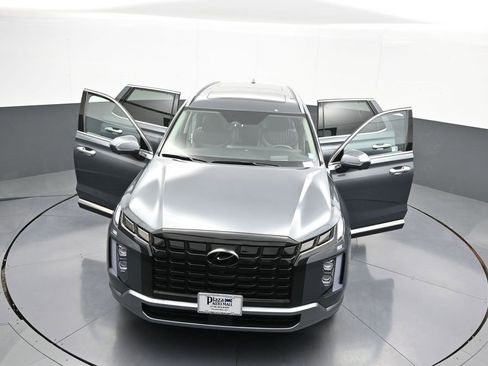 Certified 2025 Hyundai Palisade Limited image 51