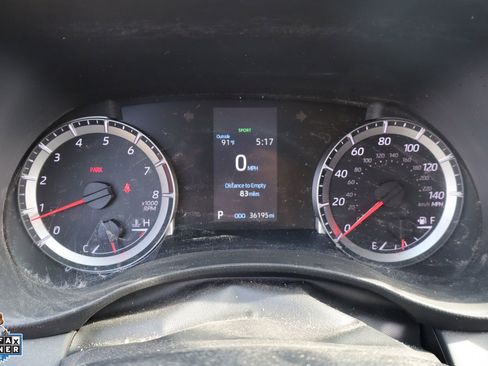 Used 2022 Toyota Highlander L FWD image 18