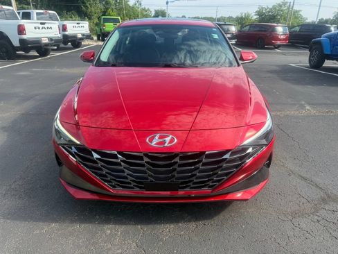 Used 2023 Hyundai Elantra Limited FWD image 9