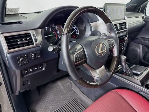 Certified 2023 Lexus GX 460 Premium w/ Premium Plus Package image 9