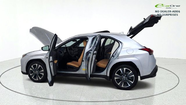 Used 2025 Lexus UX 300h FWD w/ Accessory Package (Z1) image 15