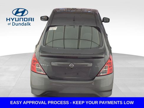 Used 2019 Nissan Versa SV FWD image 8