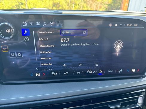 New 2026 Chevrolet Traverse LT image 26