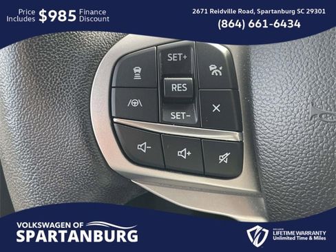Used 2024 Ford Explorer Limited image 22
