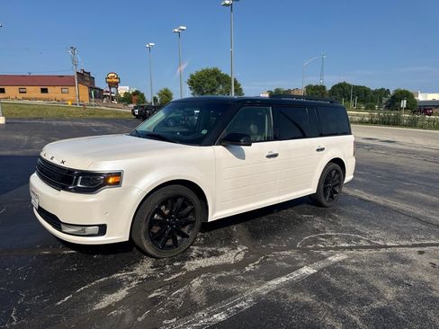Used 2018 Ford Flex Limited w/ Equipment Group 301A AWD/4WD image 2