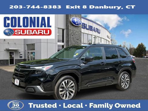 Used 2025 Subaru Forester Touring AWD/4WD image 1