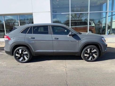 New 2026 Volkswagen Atlas Cross Sport SE AWD/4WD image 2