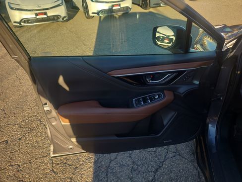 Used 2022 Subaru Outback Touring image 15