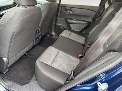 Used 2024 Nissan Rogue SV image 13