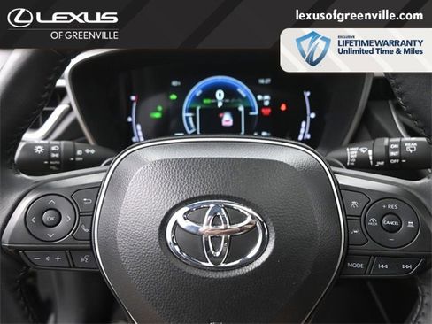 Used 2024 Toyota Corolla Cross XSE image 15