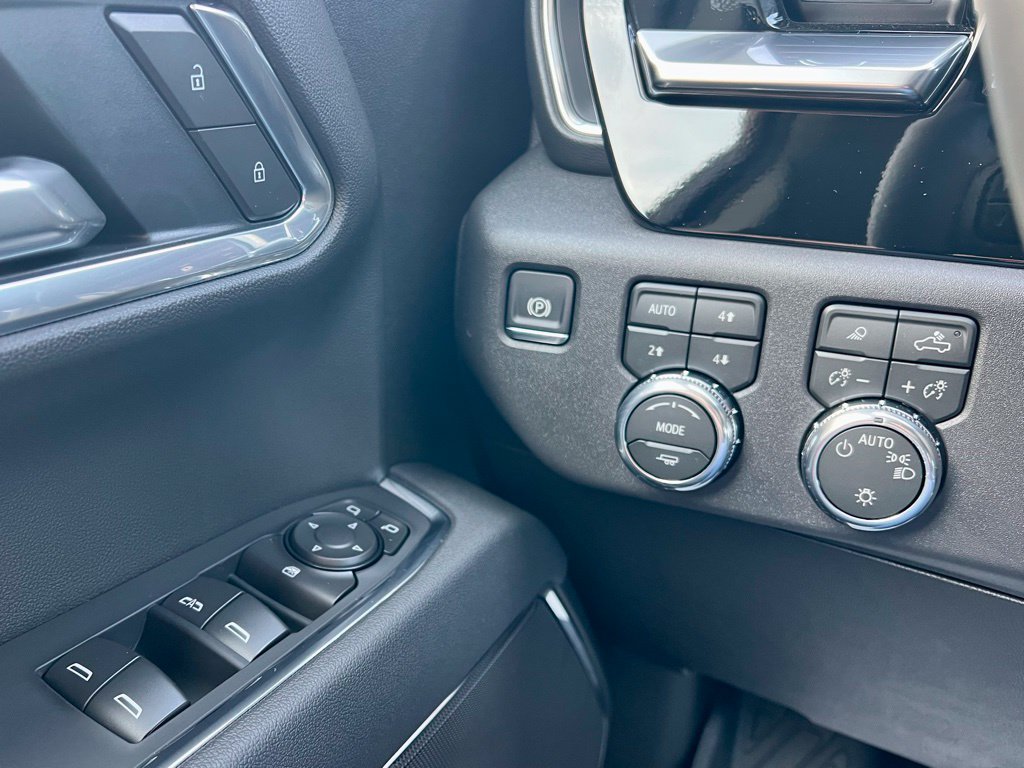 New 2026 GMC Sierra 1500 SLE AWD/4WD image 14
