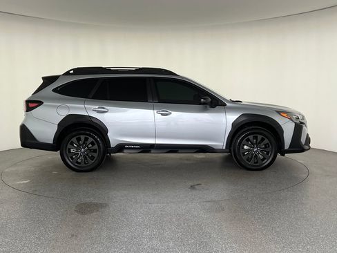 Used 2024 Subaru Outback Onyx Edition XT image 2
