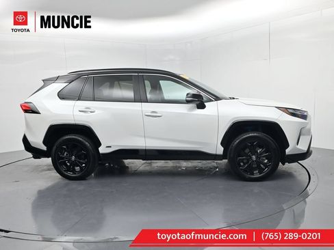 Used 2024 Toyota RAV4 XSE w/ Weather Package AWD/4WD image 1