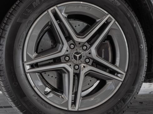 Certified 2025 Mercedes-Benz GLE 450 4MATIC image 31