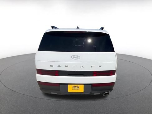 Used 2025 Hyundai Santa Fe SEL FWD image 12
