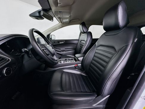 Used 2024 Ford Edge SEL image 13