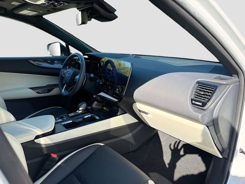 Used 2024 Lexus NX 350 AWD image 14
