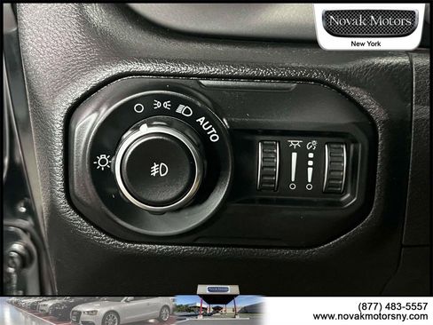 Used 2022 Jeep Wrangler Unlimited Sport image 19