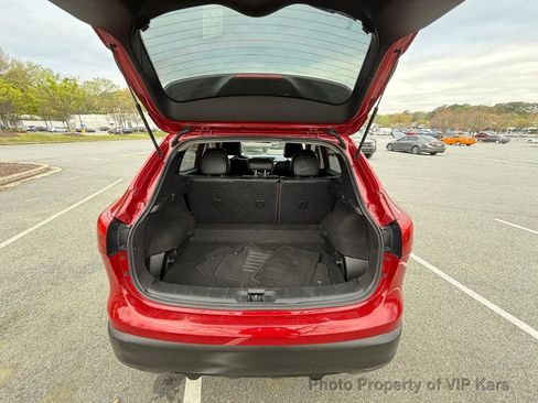 Used 2017 Nissan Rogue Sport SL image 18