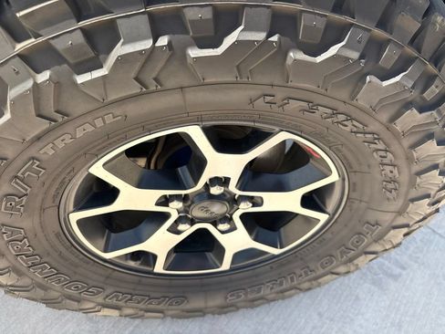 Used 2020 Jeep Wrangler Unlimited Sport AWD/4WD image 13