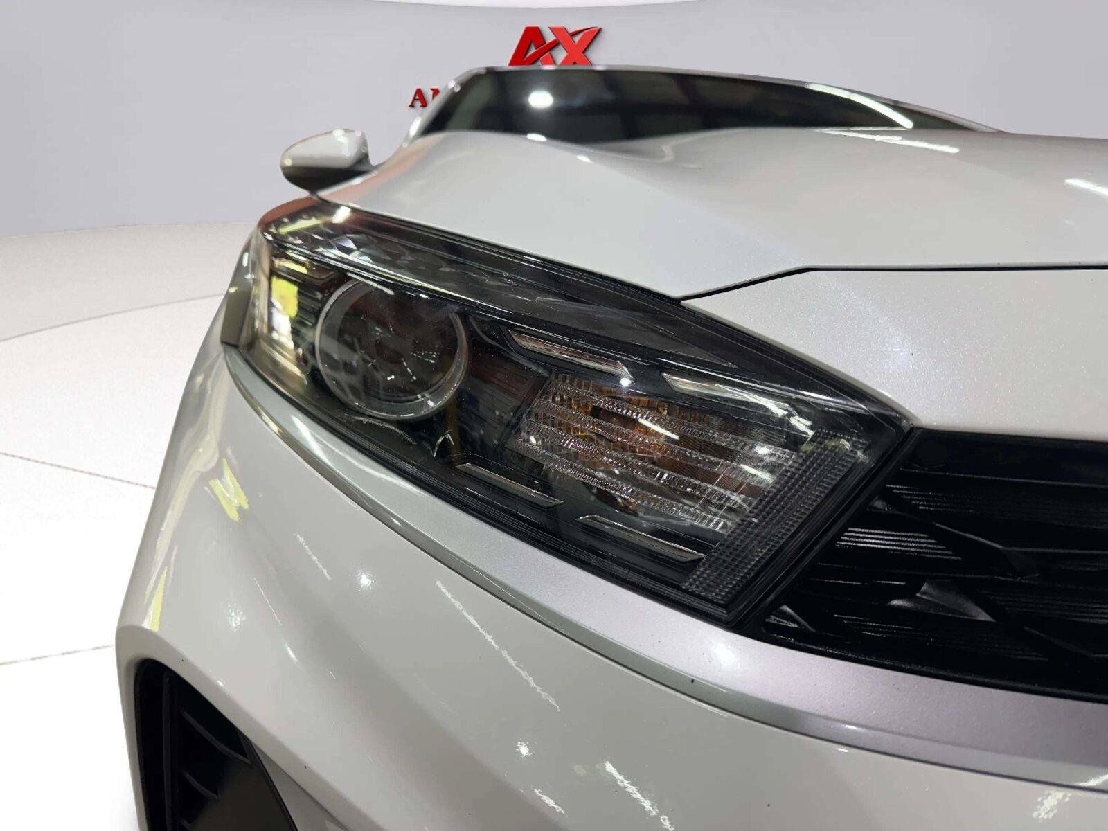 Used 2024 Kia Forte LXS FWD image 12