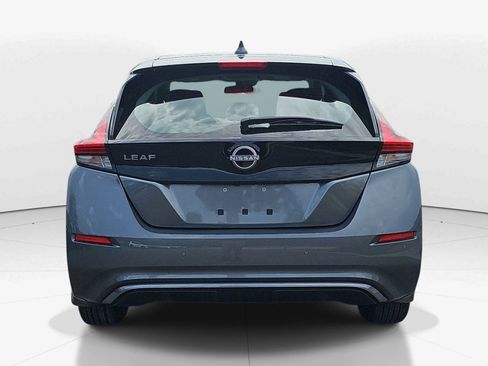 Used 2023 Nissan Leaf S FWD image 5