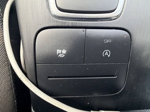 Used 2020 Ford Escape S FWD image 16