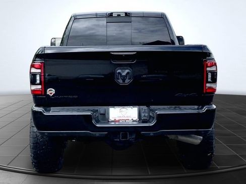 Used 2022 RAM 2500 Limited AWD/4WD image 9