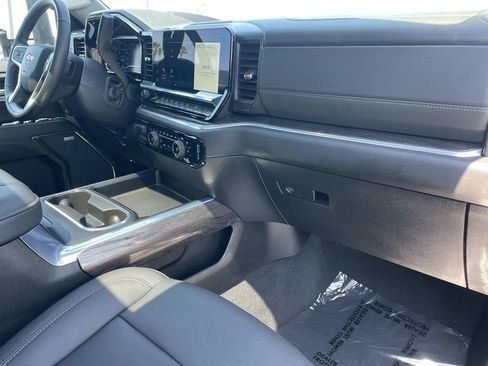 Used 2024 Chevrolet Silverado 2500 LTZ w/ LTZ Plus Package AWD/4WD image 29