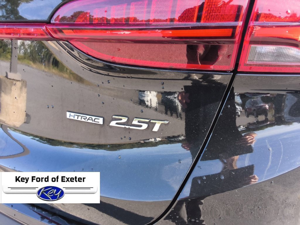 Used 2023 Hyundai Santa Fe Limited w/ Cargo Package AWD/4WD image 13