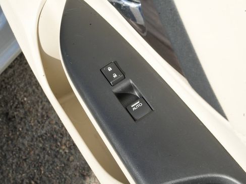 Used 2016 Honda Accord EX-L image 33