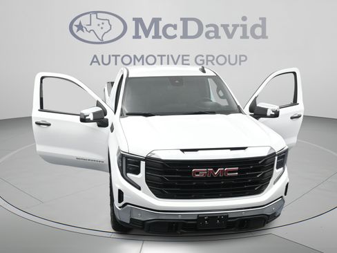 Used 2024 GMC Sierra 1500 Pro w/ Pro Value Package AWD/4WD image 42