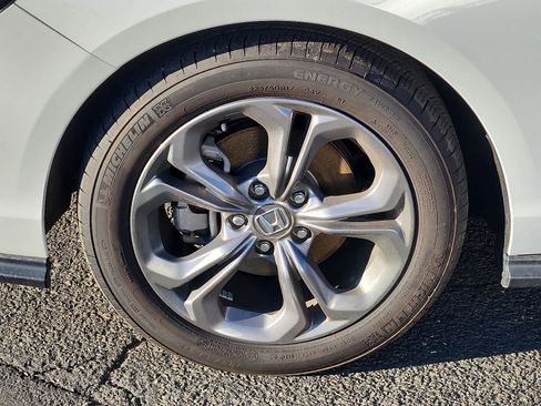 Used 2024 Honda Accord EX image 9