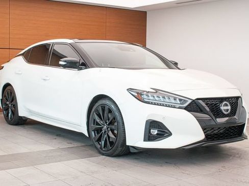 Used 2023 Nissan Maxima SR FWD image 5