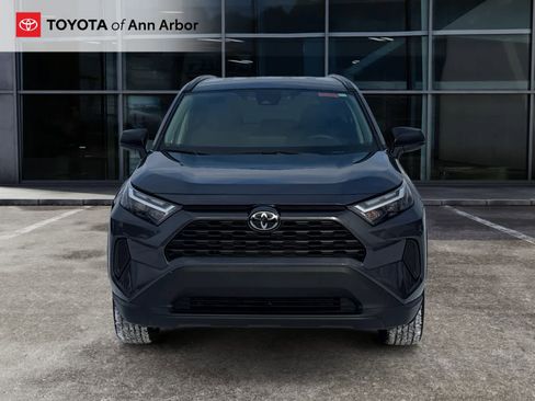 Used 2025 Toyota RAV4 LE image 12
