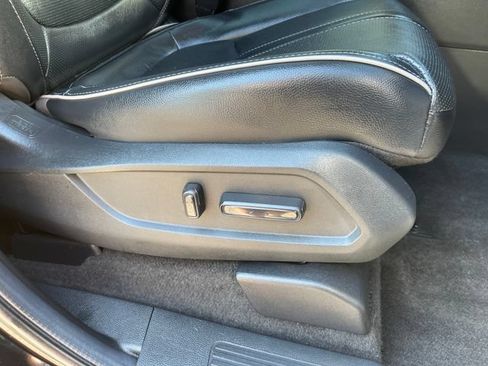 Used 2024 Honda Pilot Elite image 40
