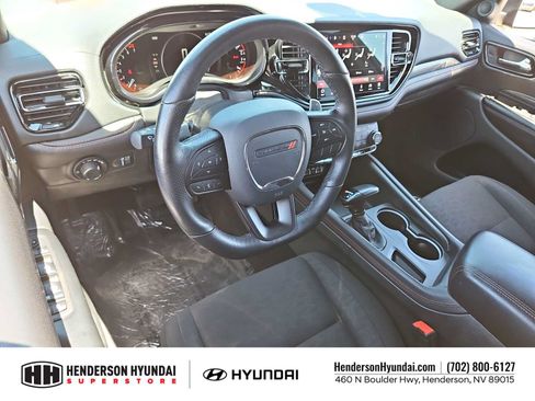 Used 2025 Dodge Durango GT AWD/4WD image 10