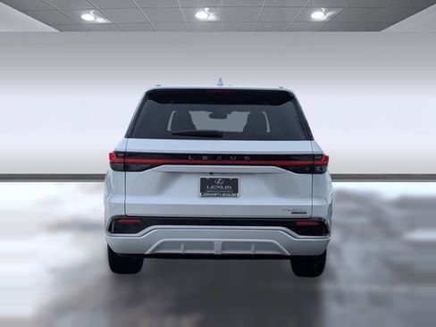 New 2026 Lexus TX 500h AWD image 9